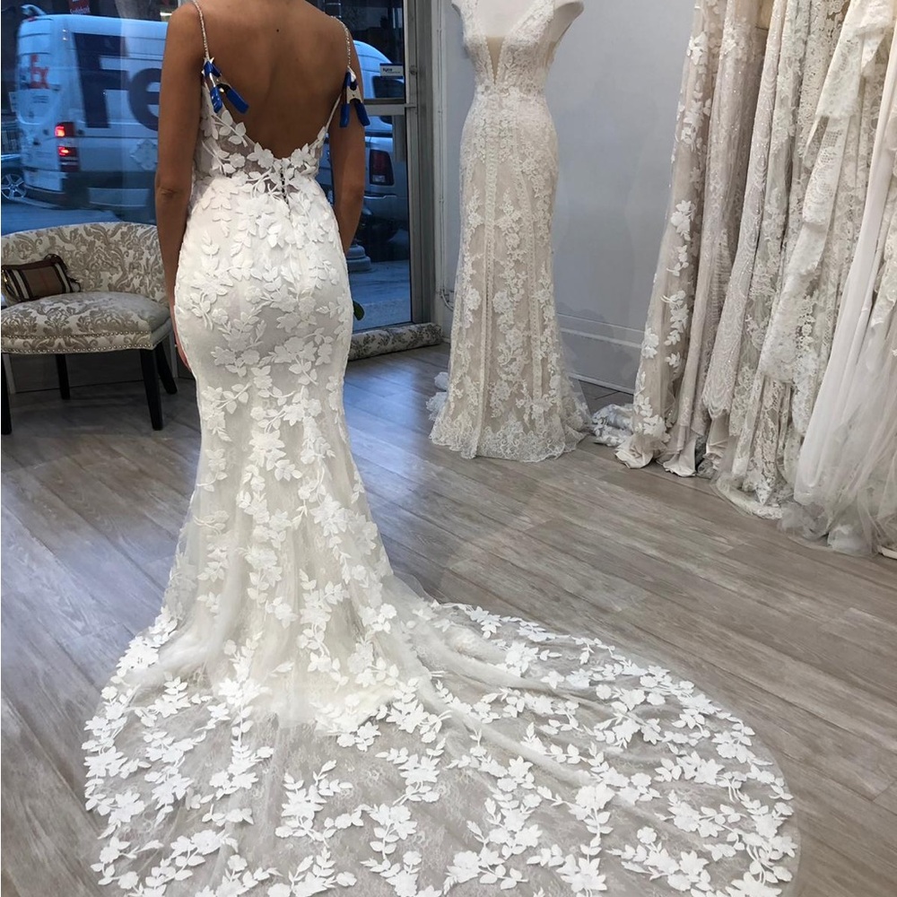 Enzoani wedding dress